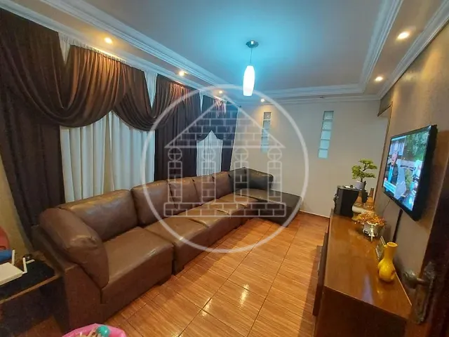 Sobrado com 350m² 4 quartos e 3 banheiros, à venda, no bairro Jardim Rio Bonito em São Paulo