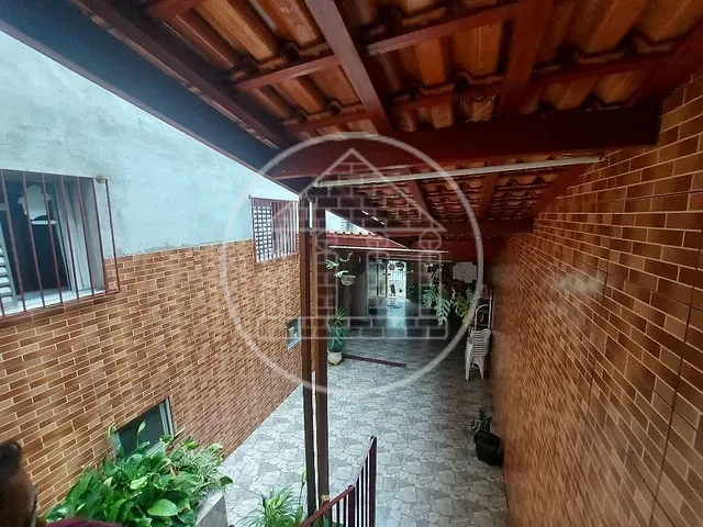 Sobrado com 350m² 4 quartos e 3 banheiros, à venda, no bairro Jardim Rio Bonito em São Paulo