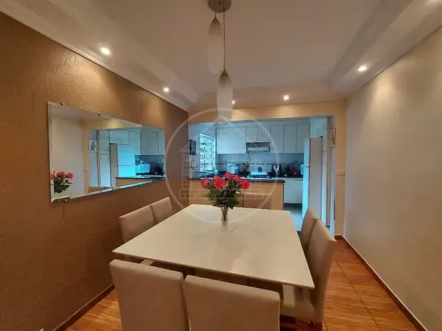 Sobrado com 350m² 4 quartos e 3 banheiros, à venda, no bairro Jardim Rio Bonito em São Paulo