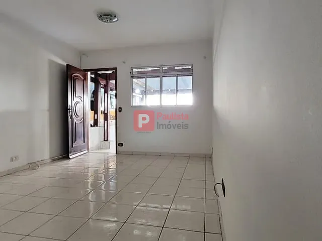 Sobrado com 115m² 4 quartos e 2 banheiros, para alugar, no bairro Jardim Marajoara em São Paulo