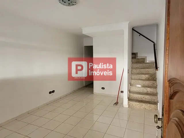 Sobrado com 115m² 2 quartos e 2 banheiros, para alugar, no bairro Jardim Marajoara em São Paulo