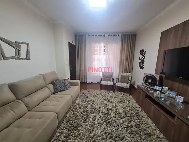 Sobrado 3 quartos e 4 banheiros, à venda, no bairro Vila Scarpelli em Santo André