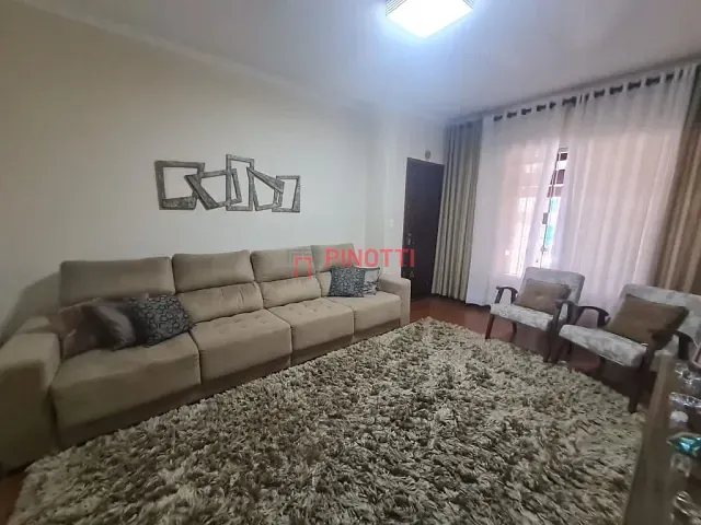 Sobrado 3 quartos e 4 banheiros, à venda, no bairro Vila Scarpelli em Santo André