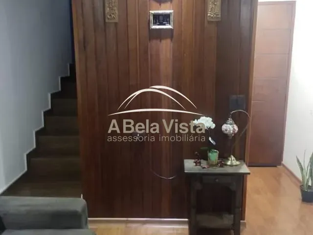 Sobrado com 178m² 3 quartos e 3 banheiros, à venda, no bairro VELOSO em Osasco