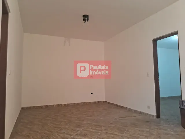 Sobrado com 120m² 3 quartos e 2 banheiros, para alugar, no bairro Campo Belo em São Paulo