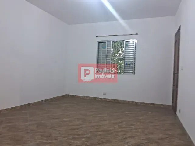 Sobrado com 120m² 3 quartos e 2 banheiros, para alugar, no bairro Campo Belo em São Paulo