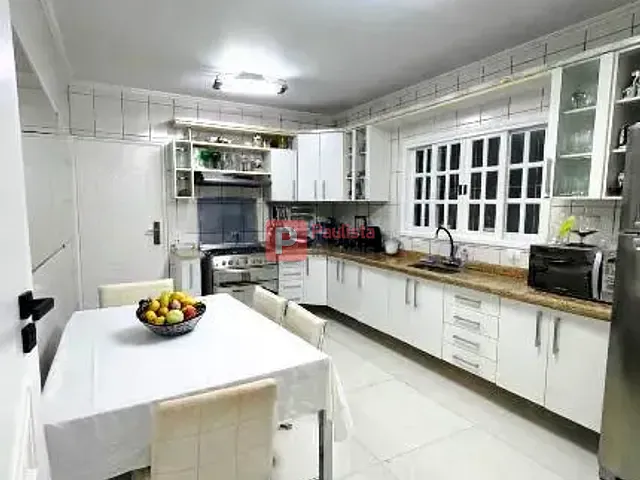 Sobrado com 140m² 3 quartos e 2 banheiros, à venda, no bairro Jardim Sabará em São Paulo