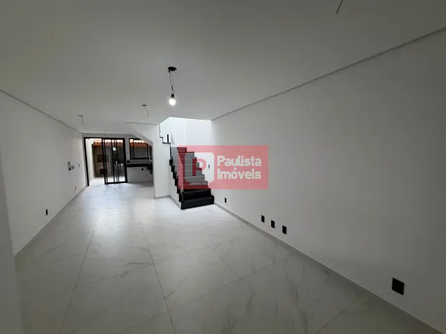 Sobrado 3 quartos e 4 banheiros, à venda, no bairro Vila Romano em São Paulo