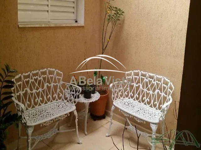 Sobrado com 250m² 3 quartos e 3 banheiros, à venda, no bairro KM 18 em Osasco