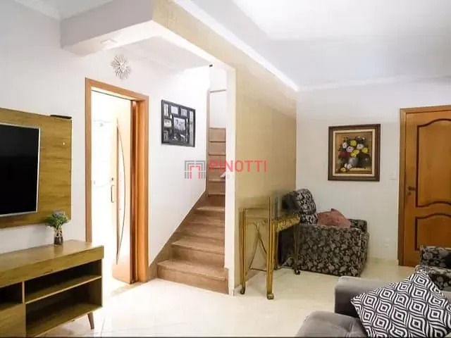 Sobrado 3 quartos e 2 banheiros, à venda, no bairro Conjunto Residencial das Hortências em São Bernardo do Campo