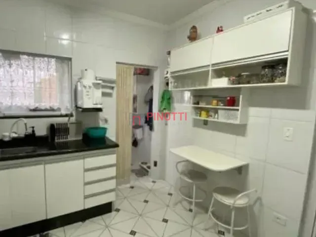 Sobrado 2 quartos e 2 banheiros, à venda, no bairro Nova Baeta em São Bernardo do Campo