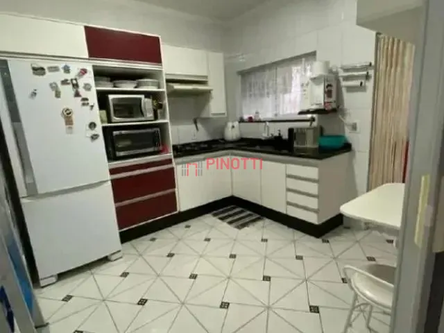 Sobrado 2 quartos e 2 banheiros, à venda, no bairro Nova Baeta em São Bernardo do Campo