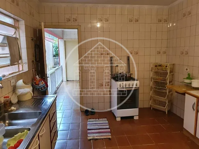 Sobrado com 228m² 4 quartos e 3 banheiros, à venda, no bairro Jardim Marabá(Zona Sul) em São Paulo