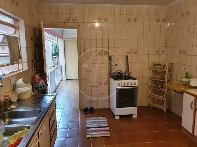 Sobrado com 228m² 4 quartos e 3 banheiros, à venda, no bairro Jardim Marabá(Zona Sul) em São Paulo