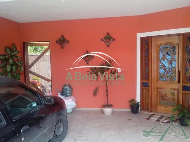 Sobrado com 300m² 4 quartos e 4 banheiros, à venda, no bairro Parque Nova Jandira em Jandira