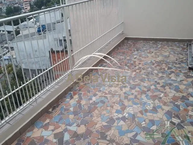 Sobrado 3 quartos e 2 banheiros, para alugar, no bairro Jardim das Flores em Osasco
