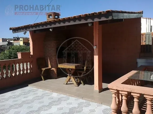 Sobrado com 1m² 4 quartos e 3 banheiros, à venda, no bairro Jardim Casa Grande em São Paulo