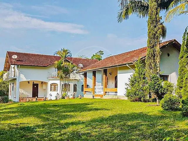 Sobrado com 2000m² 3 quartos e 2 banheiros, à venda ou para alugar, no bairro Colônia (Zona Sul) em São Paulo