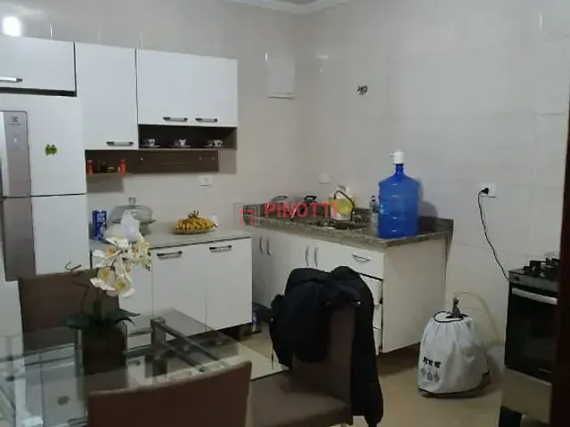 Sobrado 2 quartos e 2 banheiros, à venda, no bairro Vila Gonçalves em São Bernardo do Campo