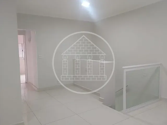 Sobrado com 250m² 3 quartos e 2 banheiros, à venda, no bairro Parque Alto do Rio Bonito em São Paulo