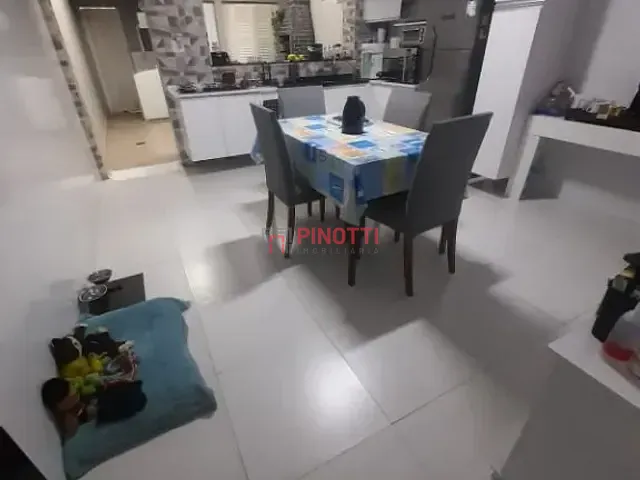 Sobrado 2 quartos e 2 banheiros, à venda, no bairro Vila Cerâmica em São Bernardo do Campo