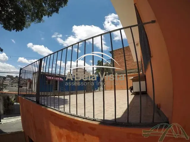 Sobrado com 210m² 4 quartos e 2 banheiros, à venda, no bairro Veloso em Osasco