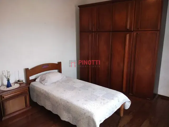 Sobrado 5 quartos e 4 banheiros, à venda, no bairro Nova Petrópolis em São Bernardo do Campo