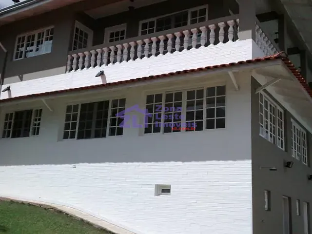 Sobrado com 900m² 4 quartos e 8 banheiros, à venda, no bairro Centro em Mogi das Cruzes
