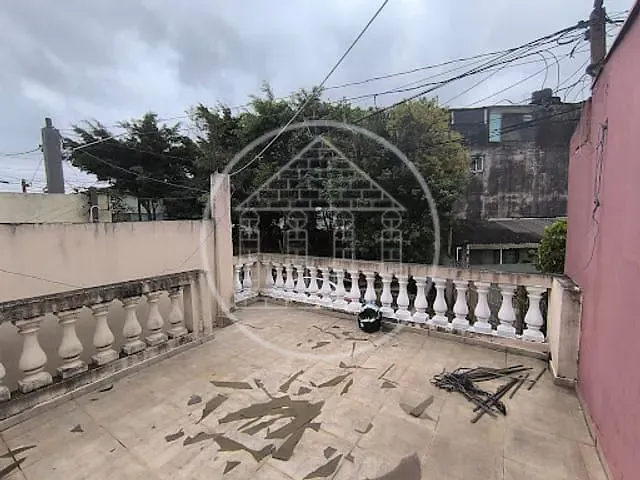 Sobrado com 120m² 2 quartos e 2 banheiros, à venda, no bairro Jardim Santa Cruz (Campo Grande) em São Paulo