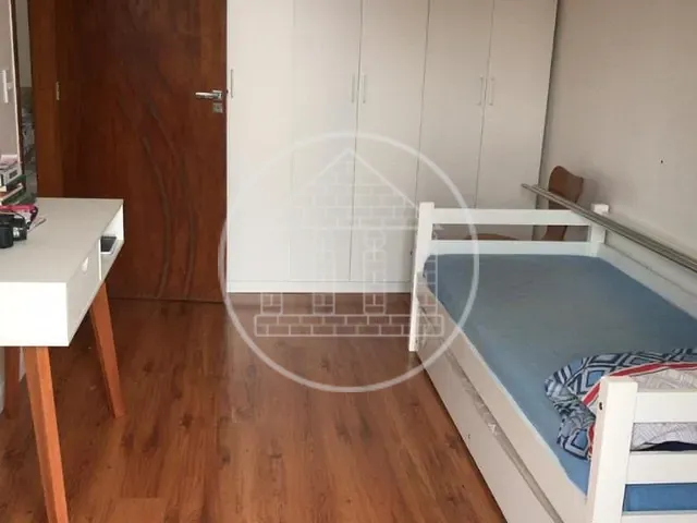Sobrado com 779m² 3 quartos e 1 banheiro, à venda, no bairro Jardim São Nicolau em São Paulo