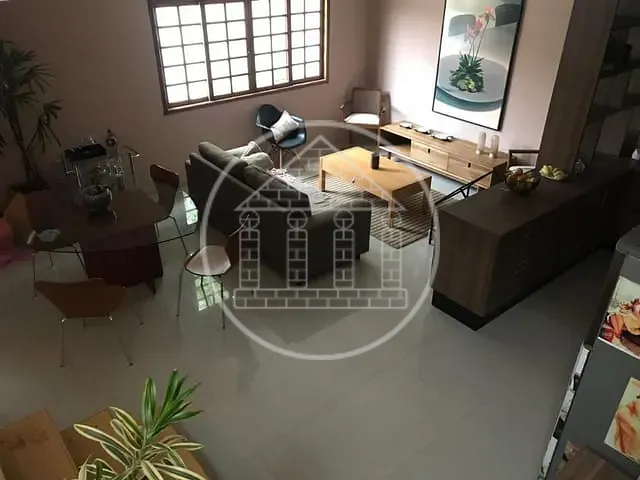 Sobrado com 779m² 3 quartos e 1 banheiro, à venda, no bairro Jardim São Nicolau em São Paulo