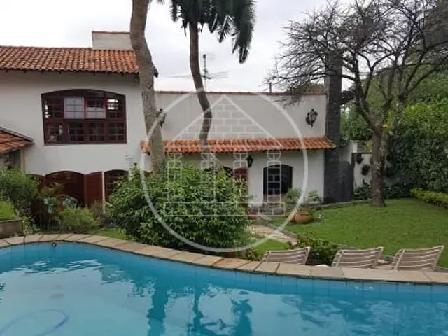 Sobrado com 608m² 3 quartos e 6 banheiros, à venda, no bairro Parque Alves de Lima em São Paulo