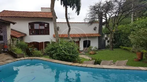 Sobrado, 3 quartos, 400 m² - Foto 1