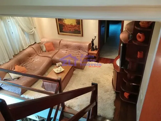 Sobrado com 231m² 3 quartos e 6 banheiros, à venda, no bairro Vila Carrão em São Paulo