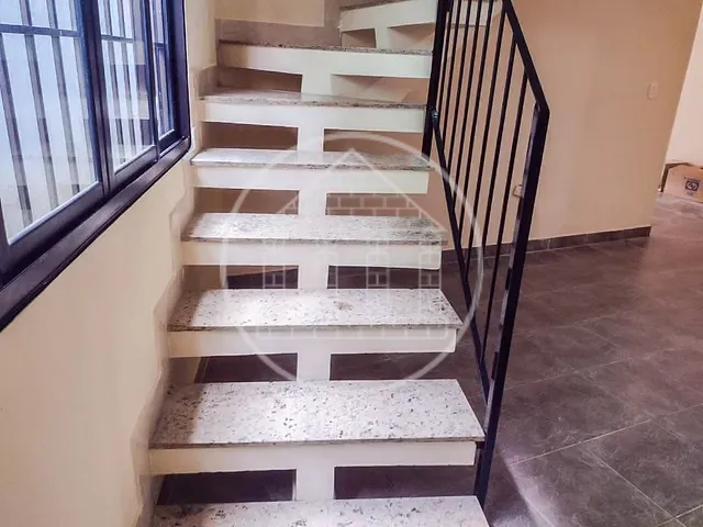 Sobrado com 194m² 3 quartos e 5 banheiros, à venda, no bairro Vila Campo Grande em São Paulo