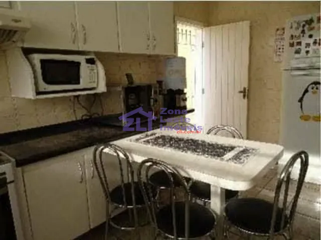 Sobrado com 220m² 3 quartos e 4 banheiros, à venda, no bairro Chácara Mafalda em São Paulo