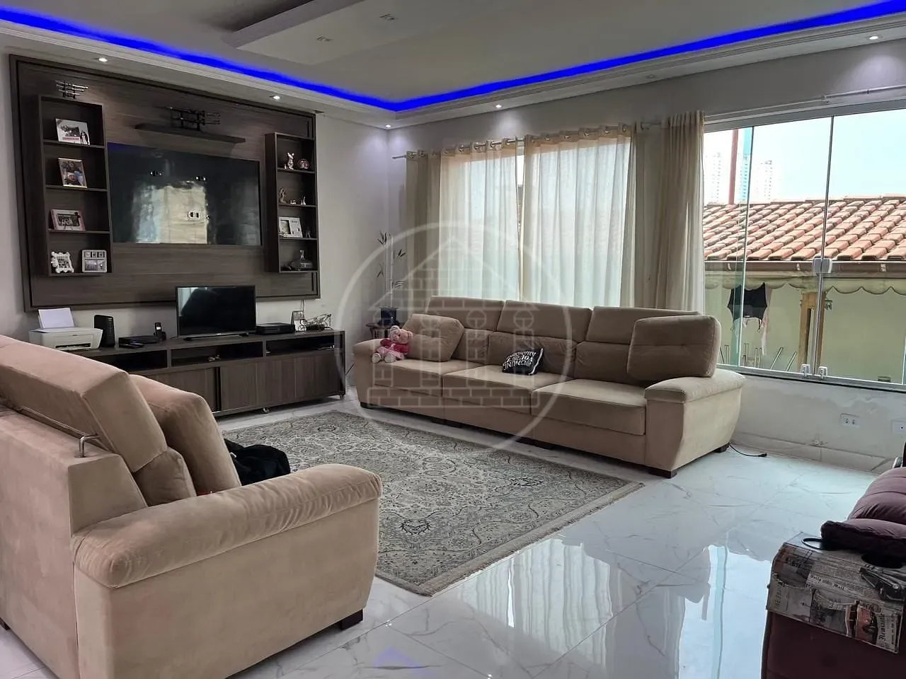 Sobrado, 4 quartos, 238 m² - Foto 1