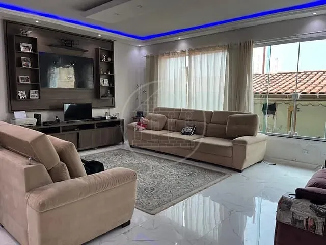 Sobrado com 250m² 4 quartos e 5 banheiros, à venda, no bairro Rio Bonito em São Paulo