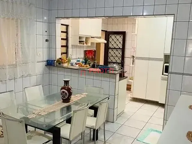 Sobrado 4 quartos e 3 banheiros, à venda, no bairro Jardim Gagliardi em São Bernardo do Campo
