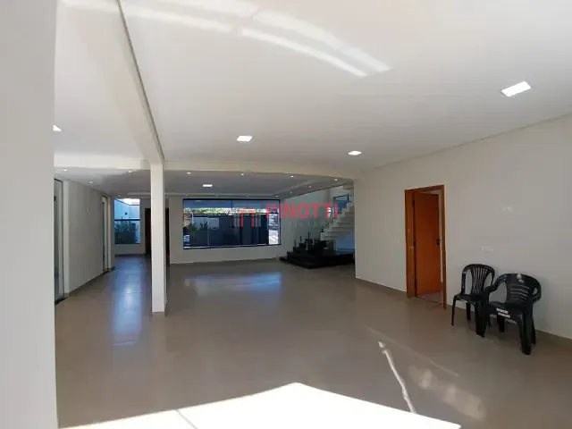 Sobrado 4 quartos e 2 banheiros, à venda, no bairro Parque dos Pássaros em São Bernardo do Campo