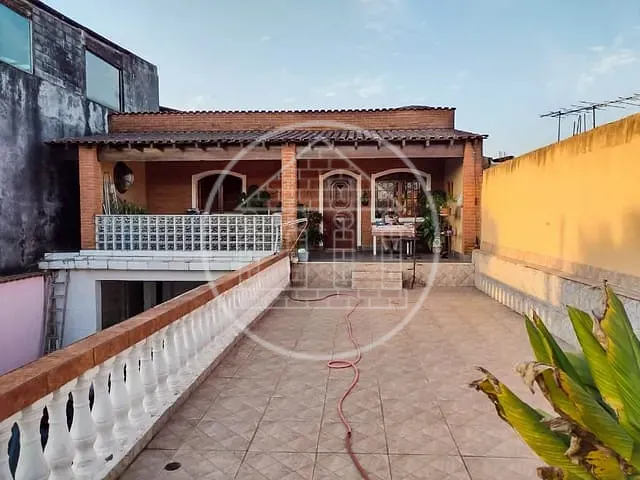 Sobrado com 250m² 6 quartos e 4 banheiros, à venda, no bairro Jardim São Rafael em São Paulo