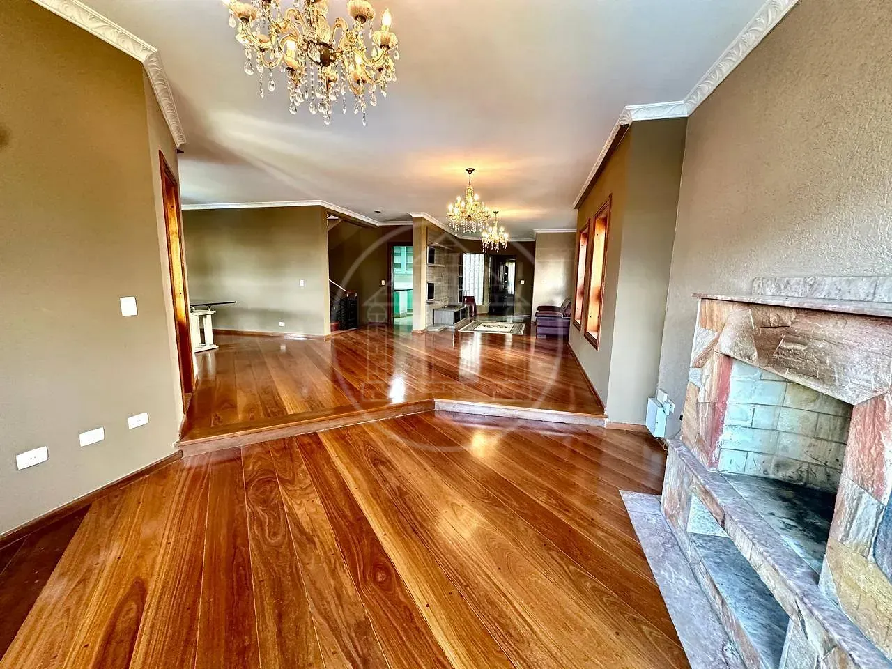 Sobrado, 4 quartos, 500 m² - Foto 3