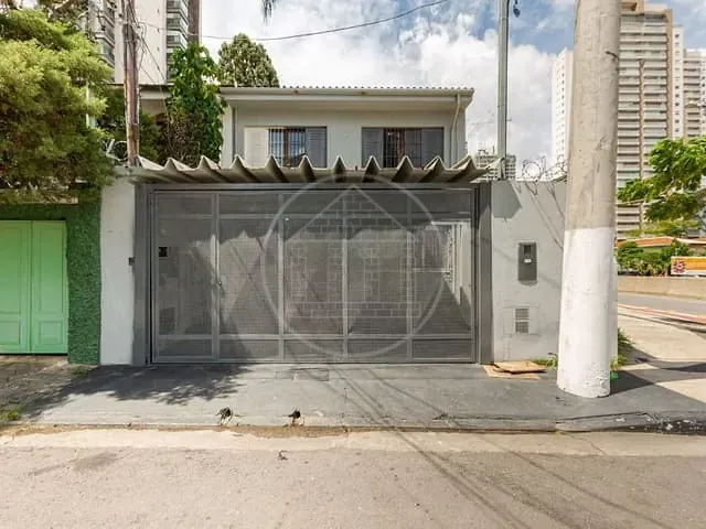 Sobrado com 220m², para alugar, no bairro Chácara Santo Antônio em São Paulo