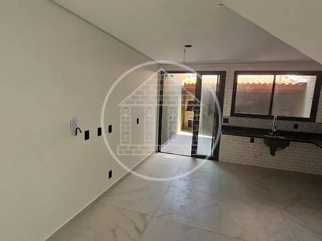Sobrado com 170m² 3 quartos e 4 banheiros, à venda, no bairro Vila Romano em São Paulo