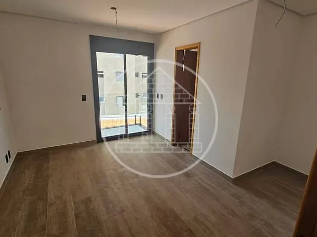 Sobrado com 170m² 3 quartos e 4 banheiros, à venda, no bairro Vila Romano em São Paulo