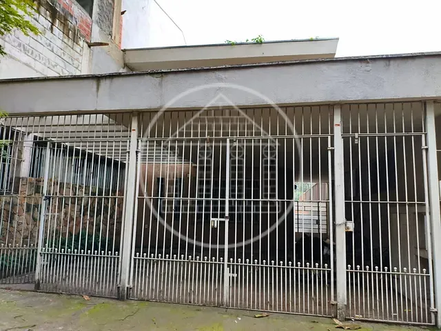 Sobrado com 253m² 4 quartos e 2 banheiros, à venda, no bairro Jardim Petrópolis em São Paulo