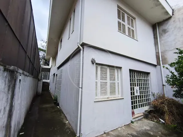 Sobrado com 253m² 4 quartos e 2 banheiros, à venda, no bairro Jardim Petrópolis em São Paulo