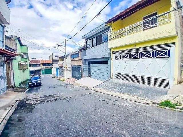 Sobrado com 135m² 3 quartos e 1 banheiro, à venda, no bairro Balneário São José em São Paulo