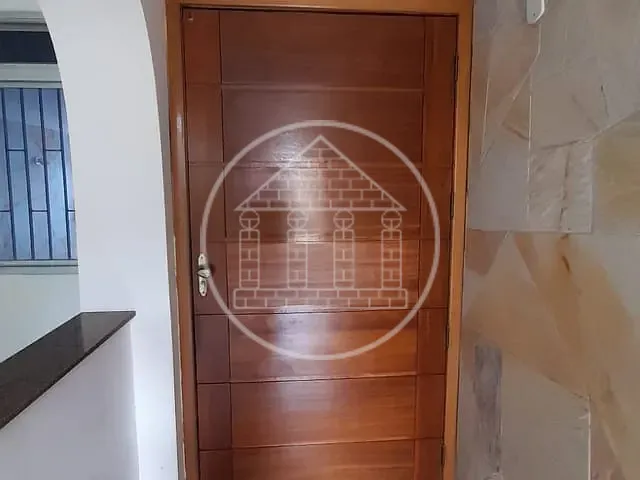 Sobrado com 176m² 3 quartos e 3 banheiros, à venda, no bairro Interlagos em São Paulo
