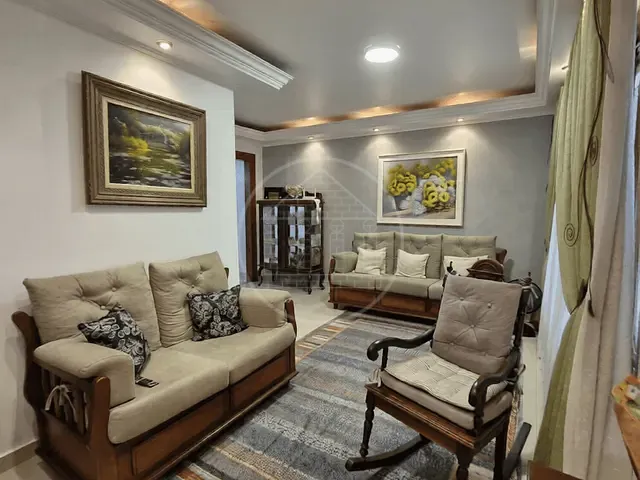 Sobrado com 125m² 4 quartos e 2 banheiros, à venda, no bairro Jardim Guanhembu em São Paulo